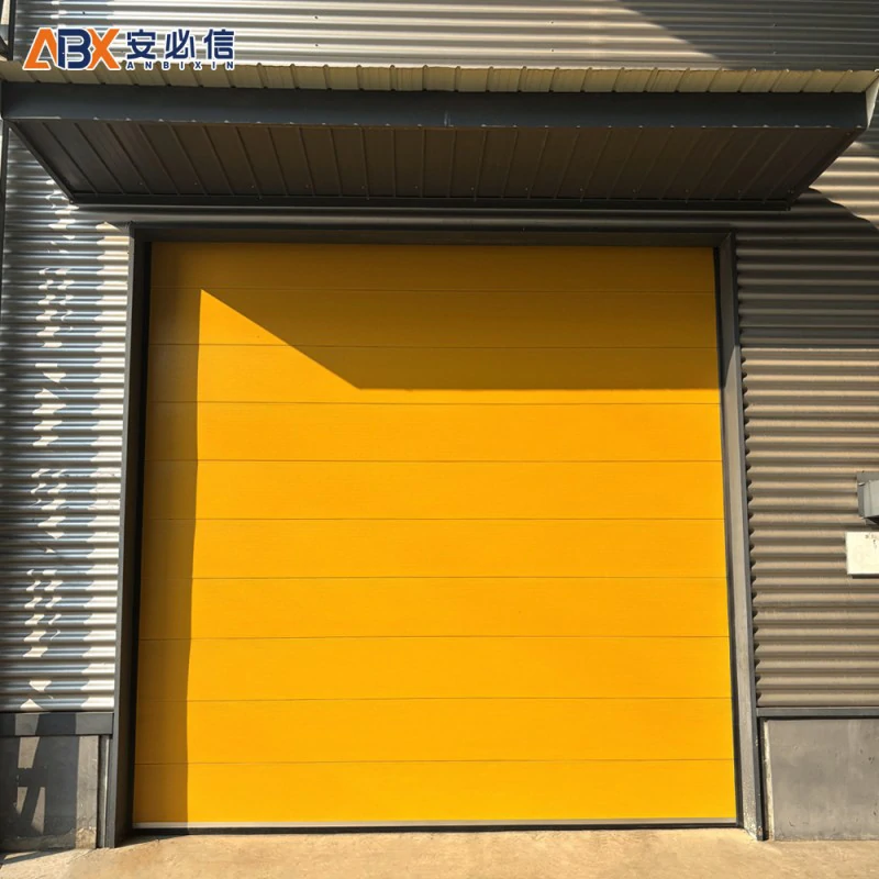 和田地区分段式滑升门